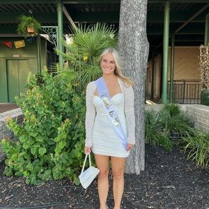 Selling this amazing viral Oh Polly beaded dress! Worn for only 2 hours!